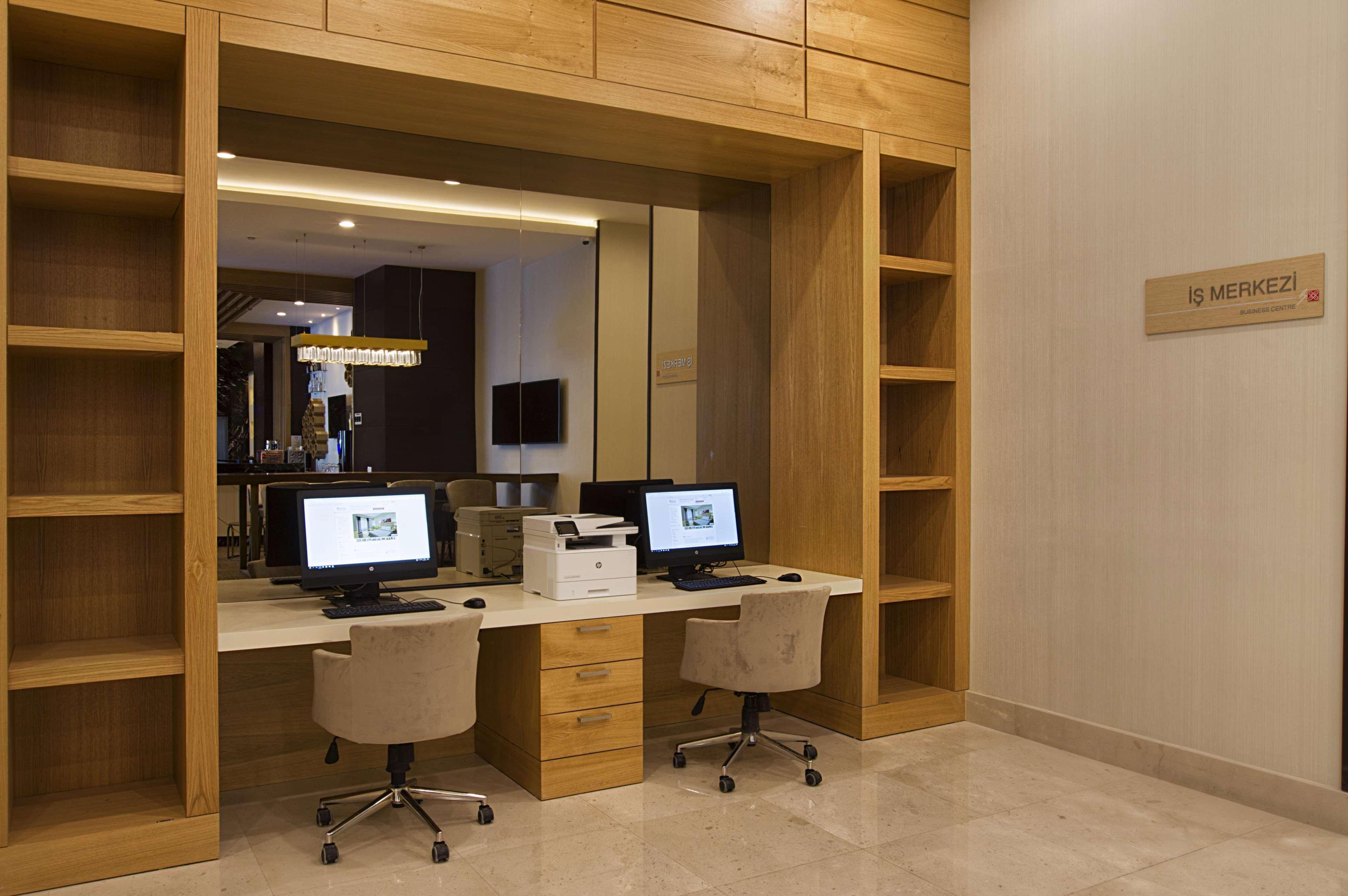 Hilton Garden Inn Isparta Kültér fotó